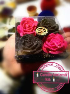 شمع گل رز مخمل (Velvet Rose Candle)