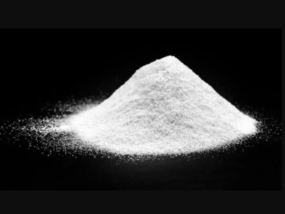 کاربردهای اسید استئاریک در صنعت شمع‌سازی